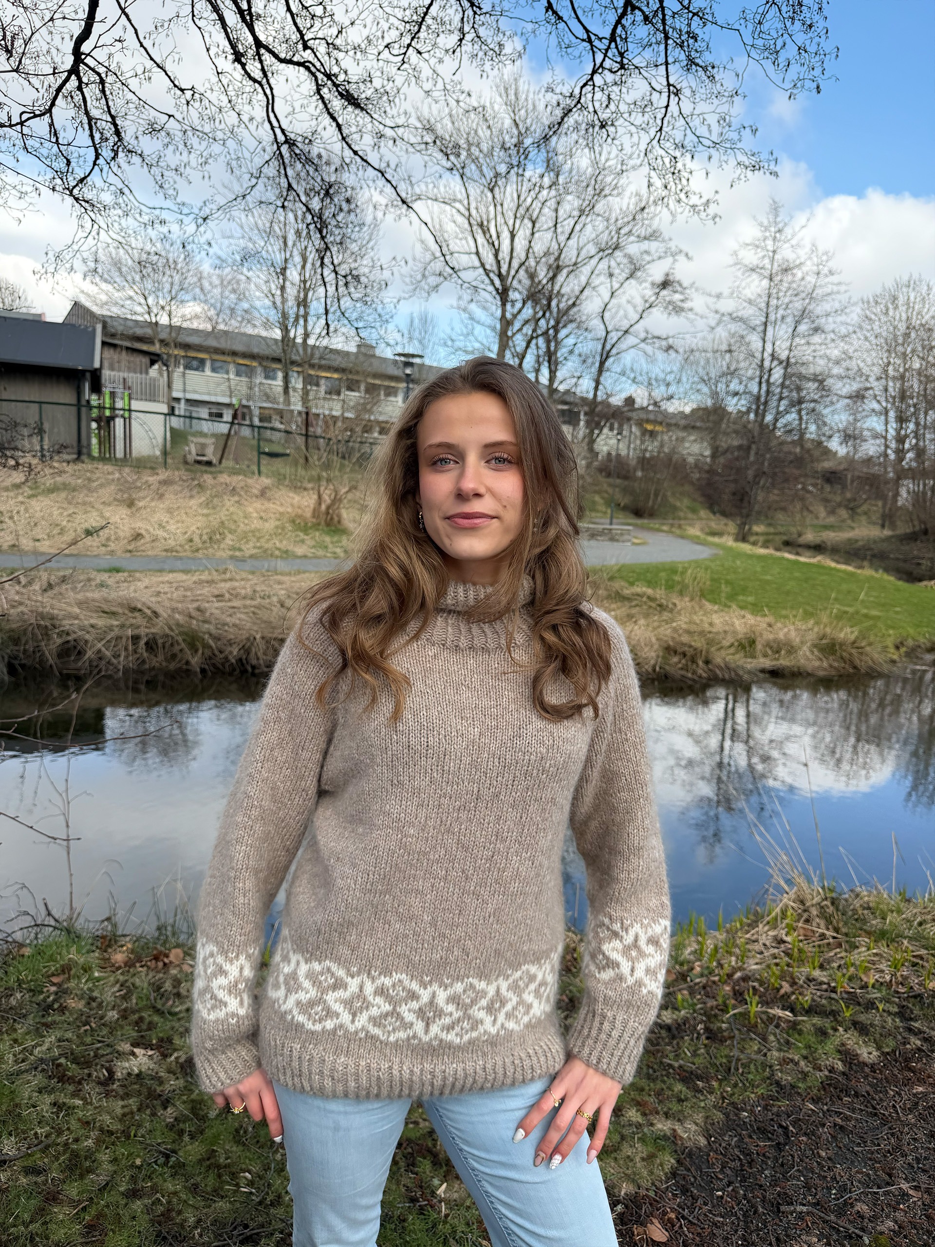 621VL-03c Vintra sweater