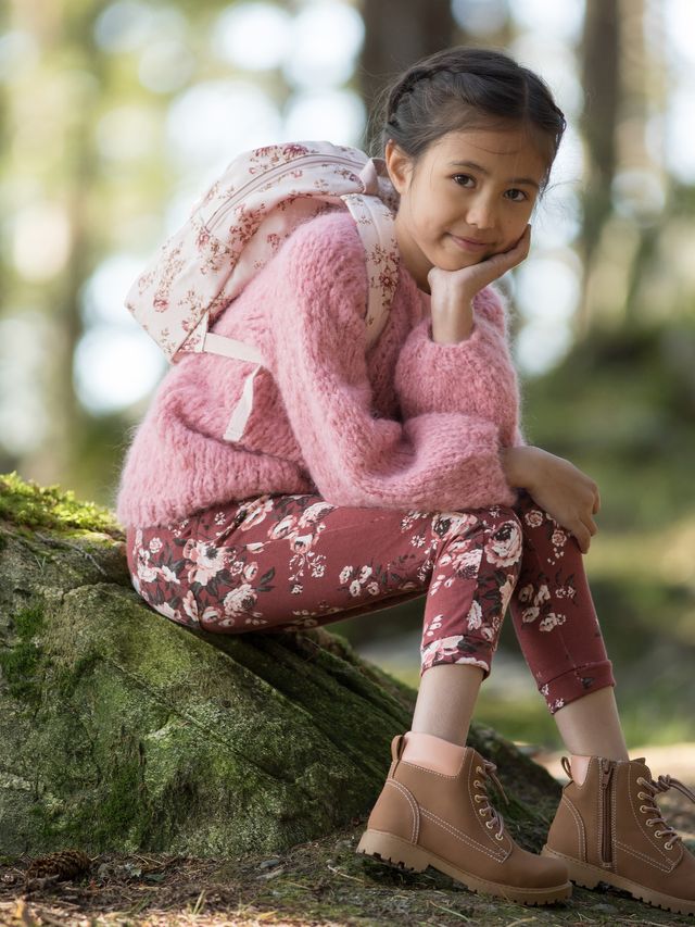 03-29 Daisy kids genser