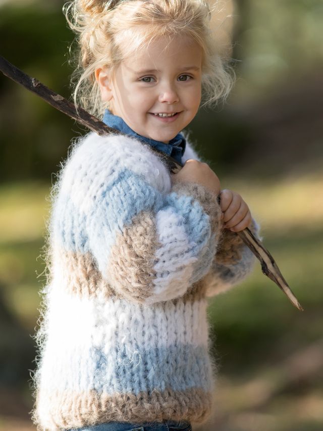 03-31 Kari kids genser