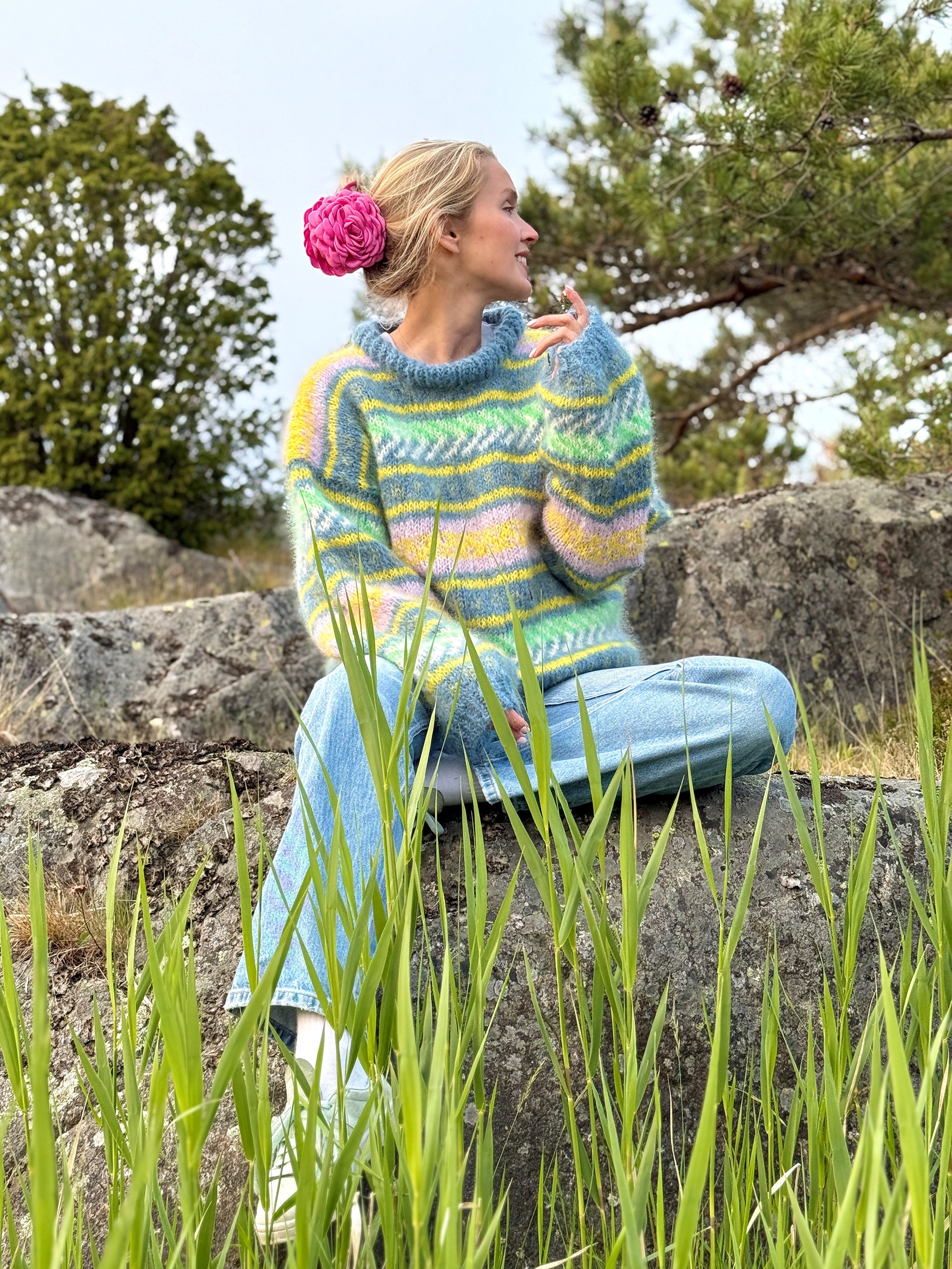 IR 02-01c Hanami sweater (Påfugl in Paris)