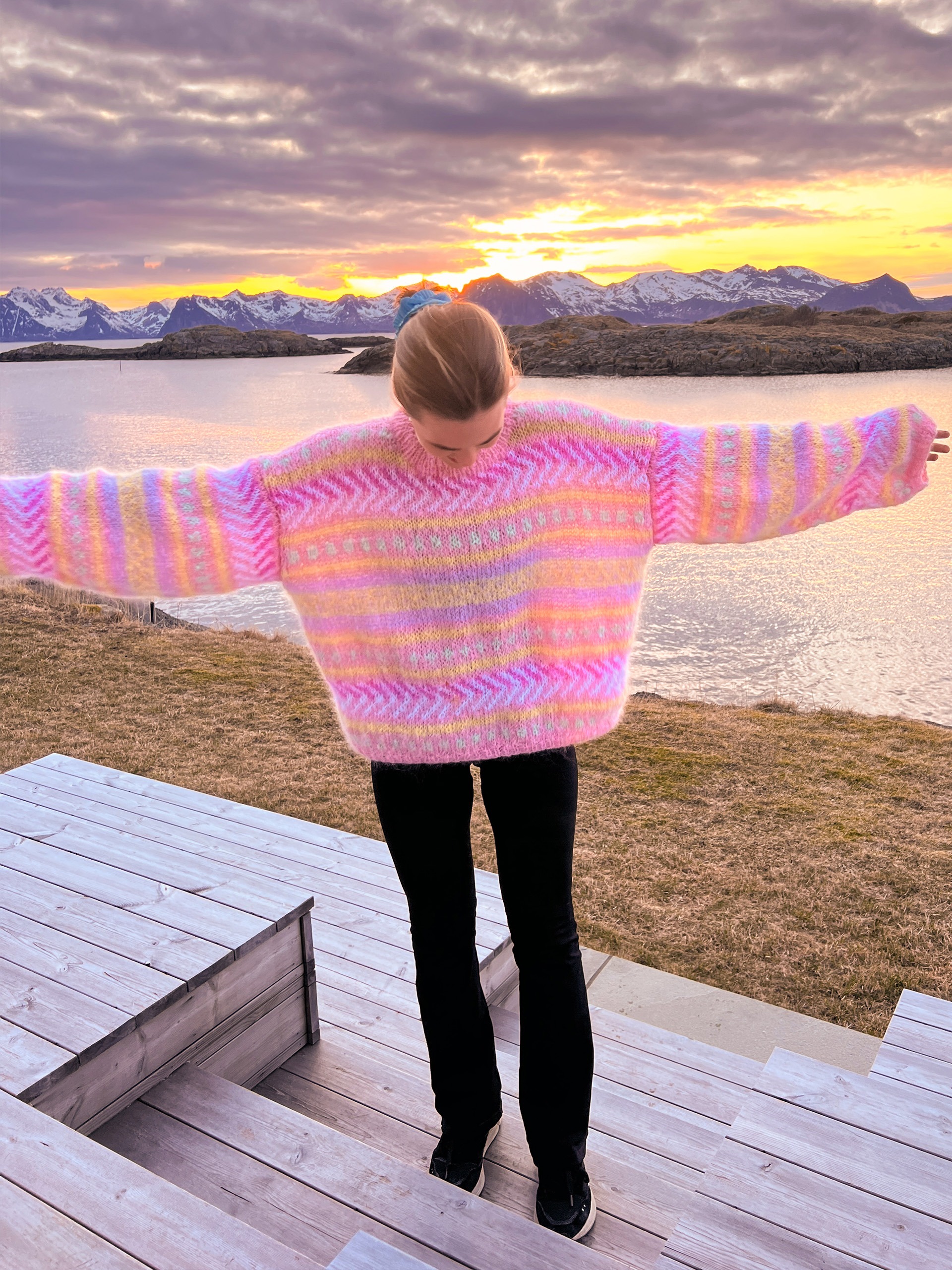 IR 02-02a Hanami sweater (Soft)