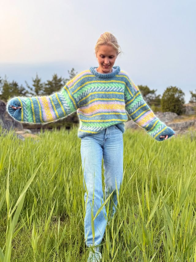 IR 02-02c Hanami sweater (Soft)