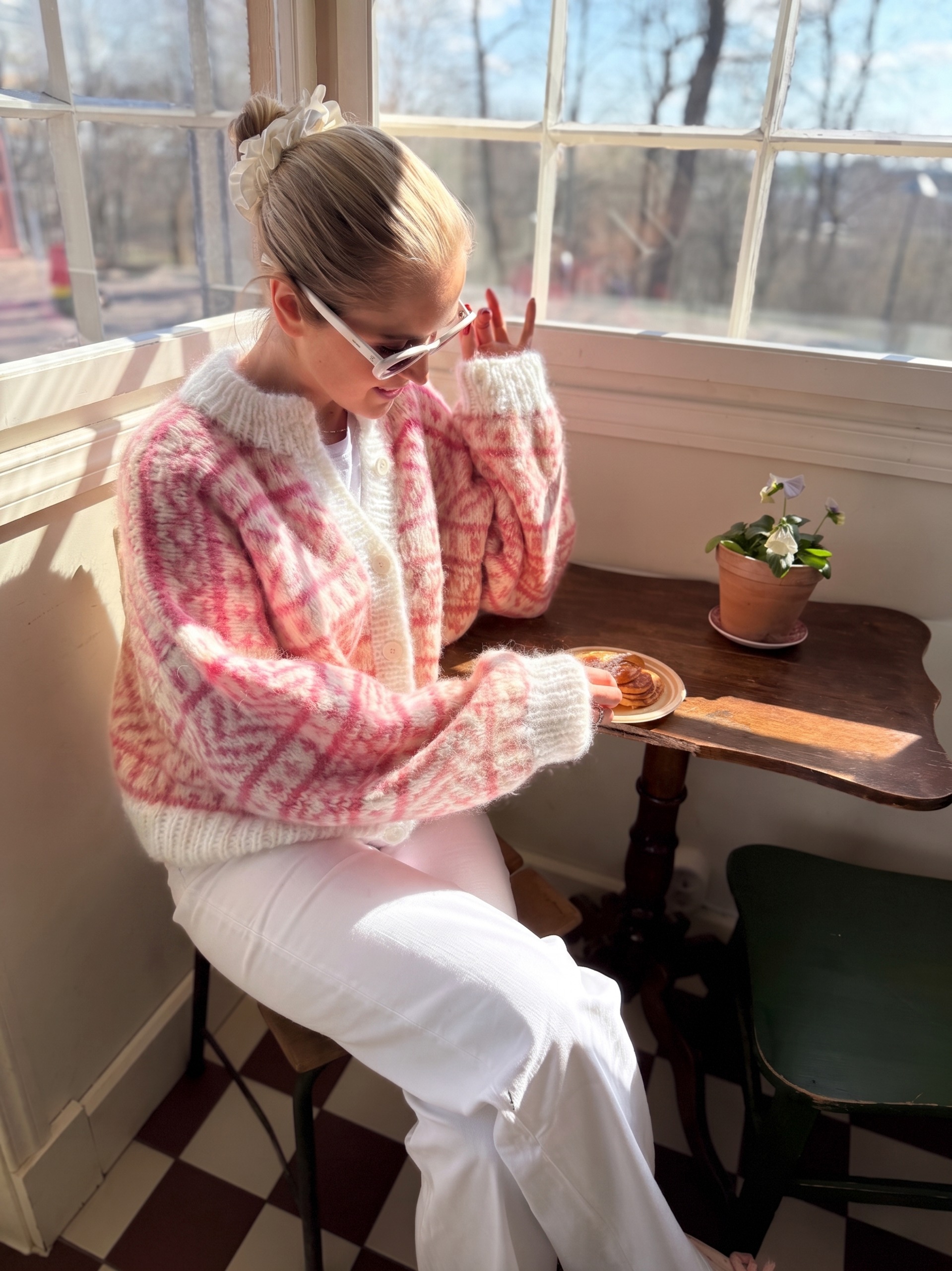 IR 02-08d Hanami raglansweater (Fnugg in Florence)