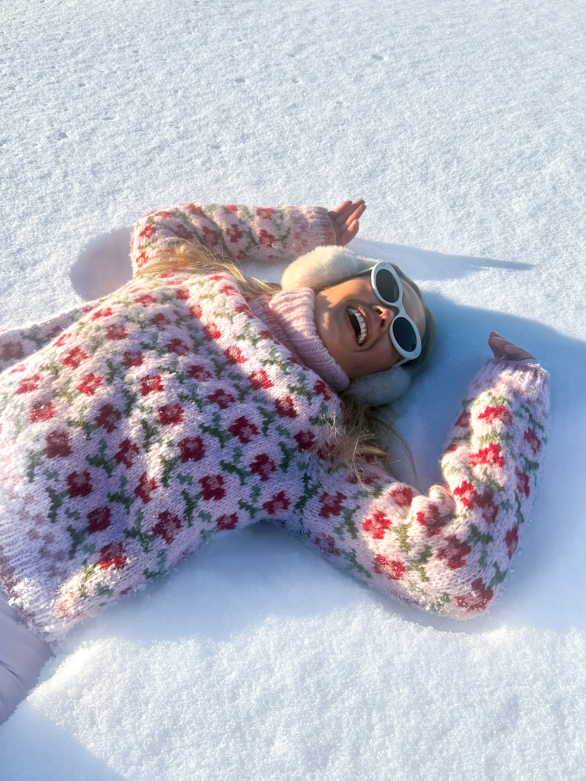 IR 03-23a Ellinor raglangenser (Pus)