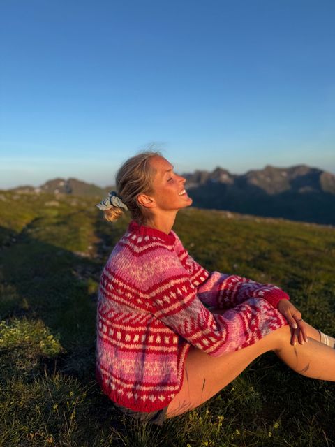 IR 02-06d Hanami raglansweater (Soft)